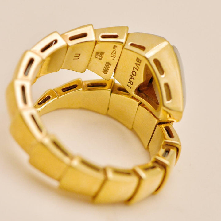 Preowned Authentic Bvlgari Serpenti Viper Ring Mother Of Pearl 18K Yellow Gold 