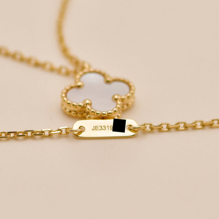Second Hand VCA Sweet Alhambra Pendant Mother of Pearl