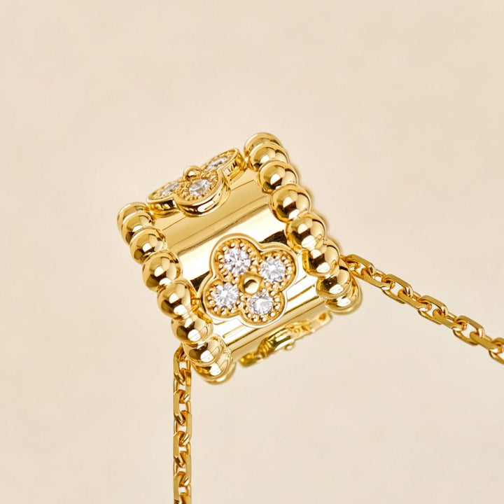 Preloved Authentic Van Cleef Perlée Diamond Flower Pendant 18K Yellow Gold