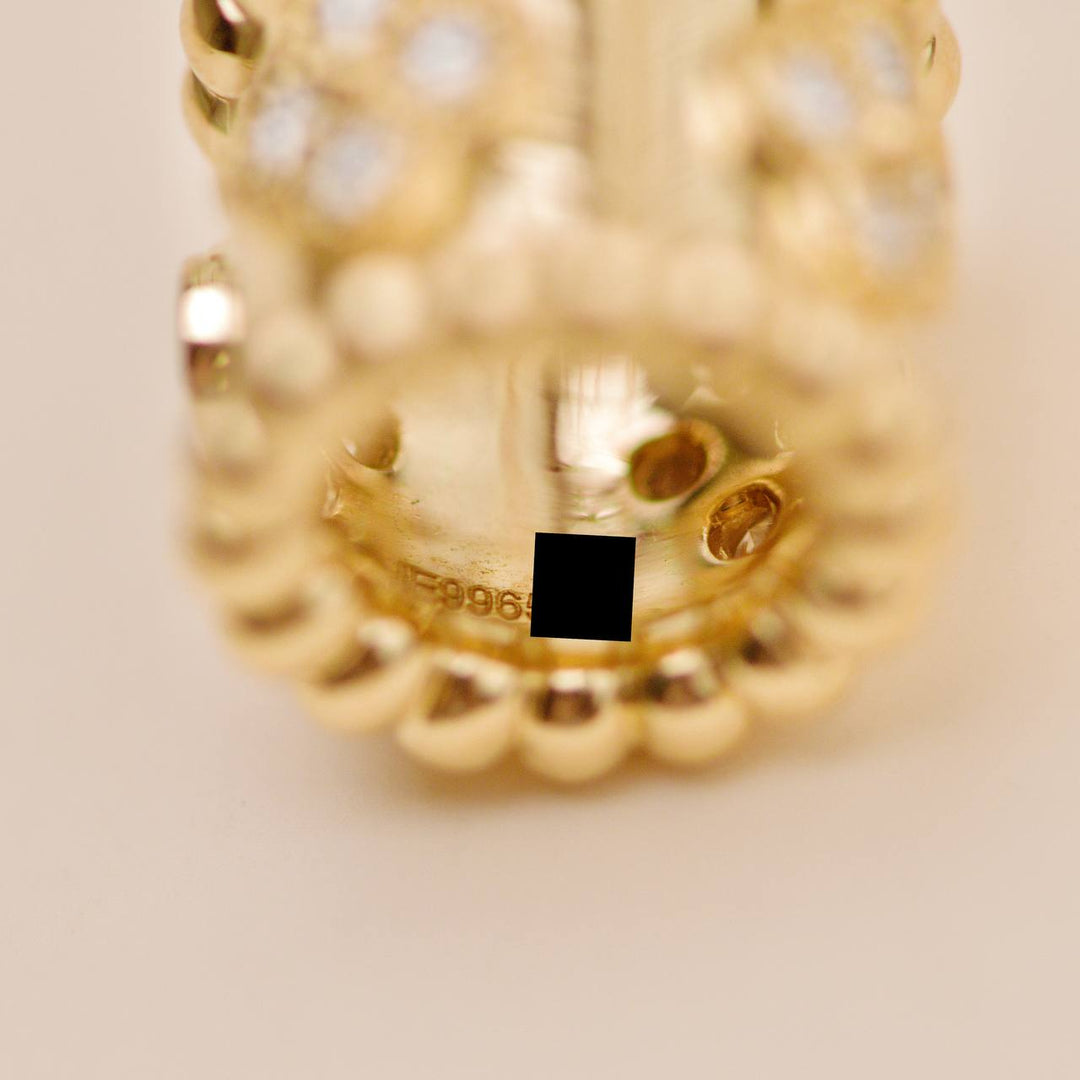 Preowned Authentic Van Cleef Perlée Diamond Flower Pendant 18K Yellow Gold