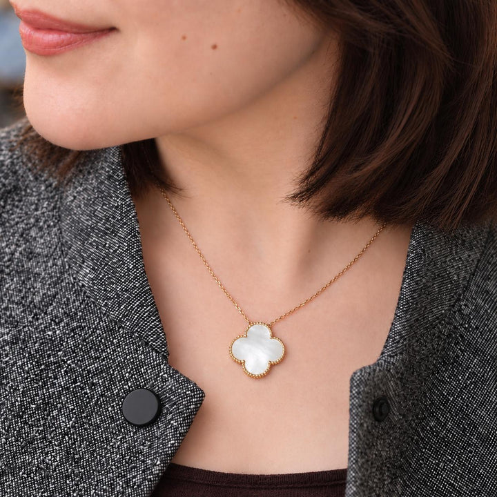 Preloved Authentic Van Cleef & Arpels Magic Alhambra Mother of Pearl Pendant Necklace