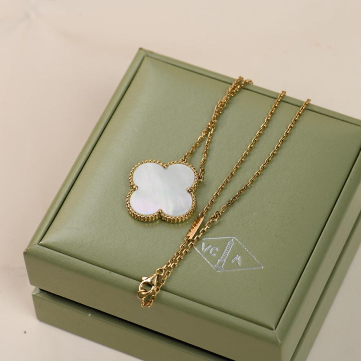 Preloved Authentic Van Cleef & Arpels Magic Alhambra Mother of Pearl Pendant Necklace