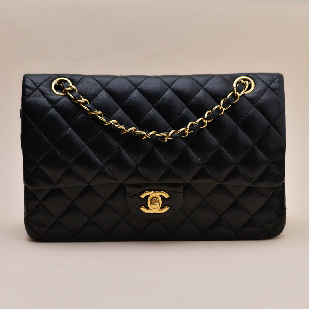 Preowned Chanel Classic Double Flap Medium Bag Lambskin Black Quilted GHW