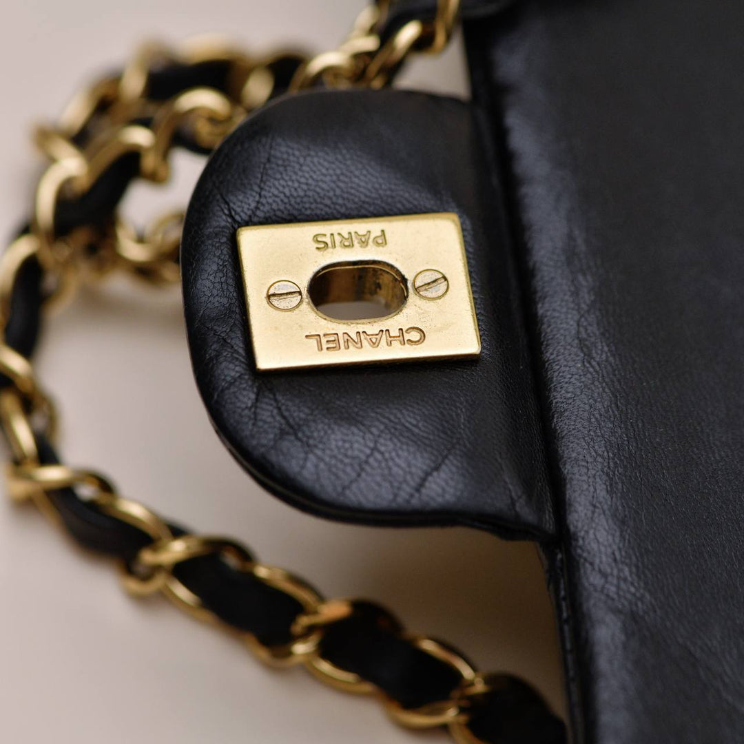 Preloved Chanel Classic Double Flap Medium Bag Lambskin Black Quilted GHW