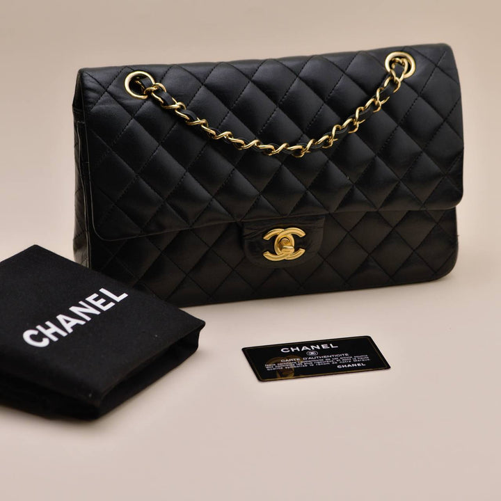 Preowned Authentic Chanel Classic Double Flap Medium Bag Lambskin Black Quilted GHW