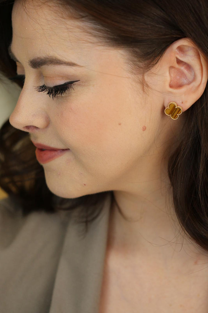 Second Hand Van Cleef & Arpels Vintage Alhambra Tiger Eye 18K Yellow Gold Earrings