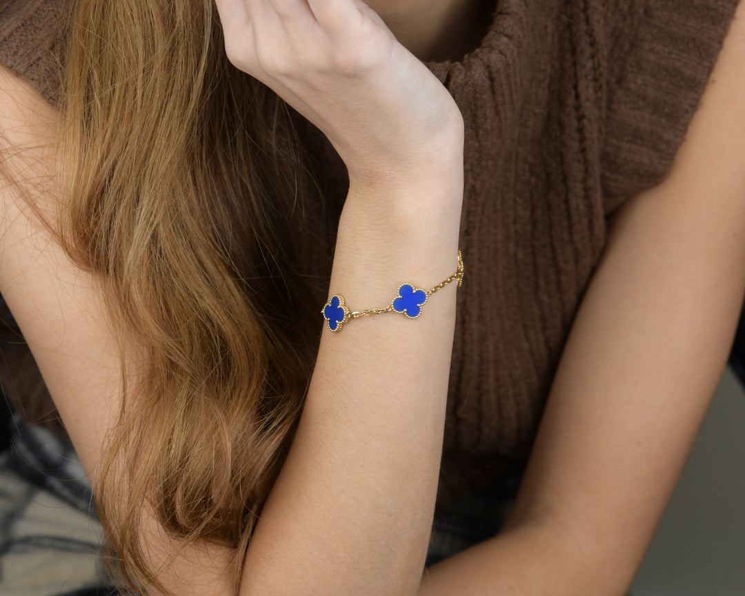 Van Cleef Arpels Vintage Alhambra Agate Yellow Gold Bracelet