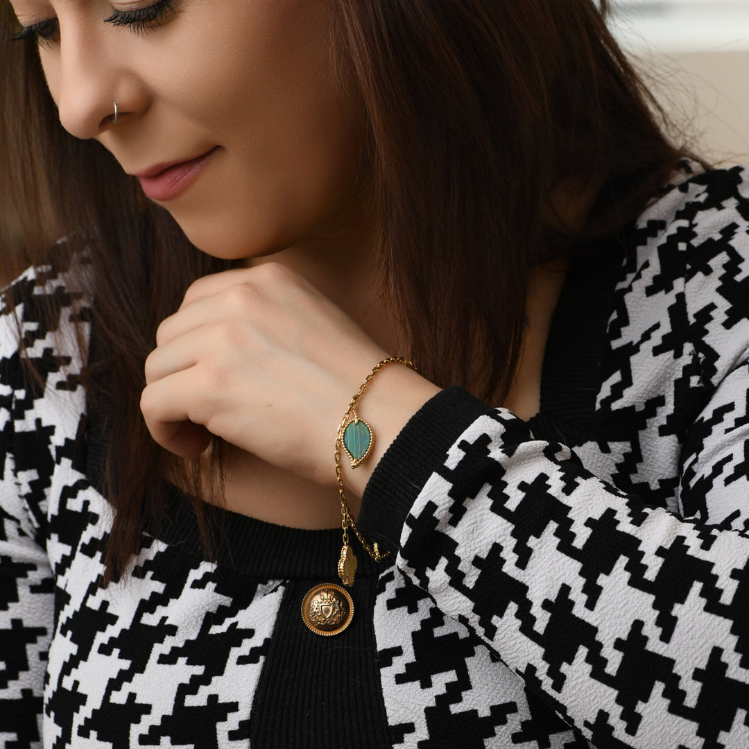 Van Cleef & Arpels Lucky Alhambra 4 Motifs 18K Yellow Gold Bracelet