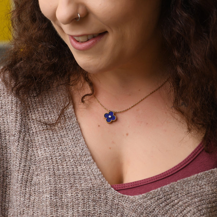 Van Cleef & Arpels 2010 Holiday Pendant Lapis Lazuli Diamond 18K Yellow Gold