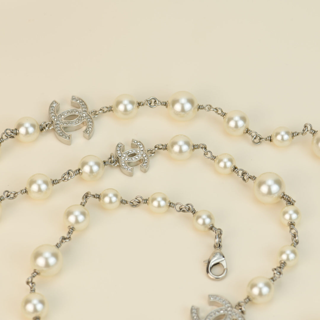 Chanel Pearl Sautoir Necklace with Five CC Logos
