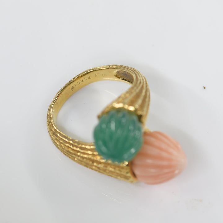 18 Karat Toi et Moi Coral and Chalcedony Ring