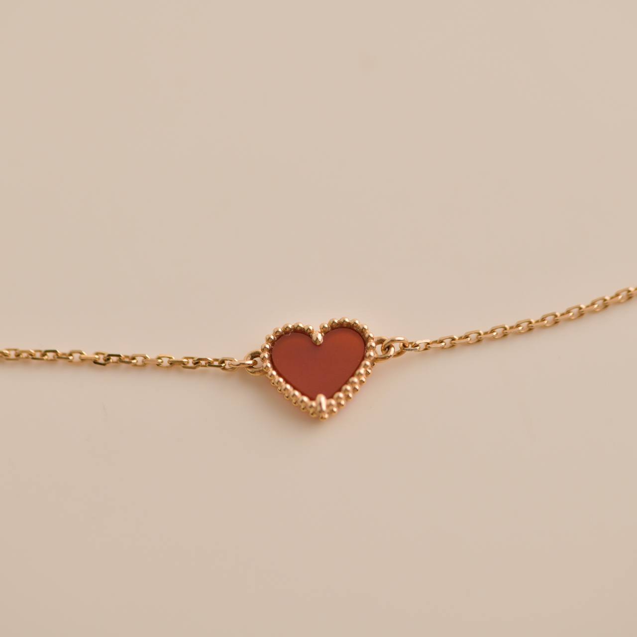 Van cleef and arpels heart clearance bracelet