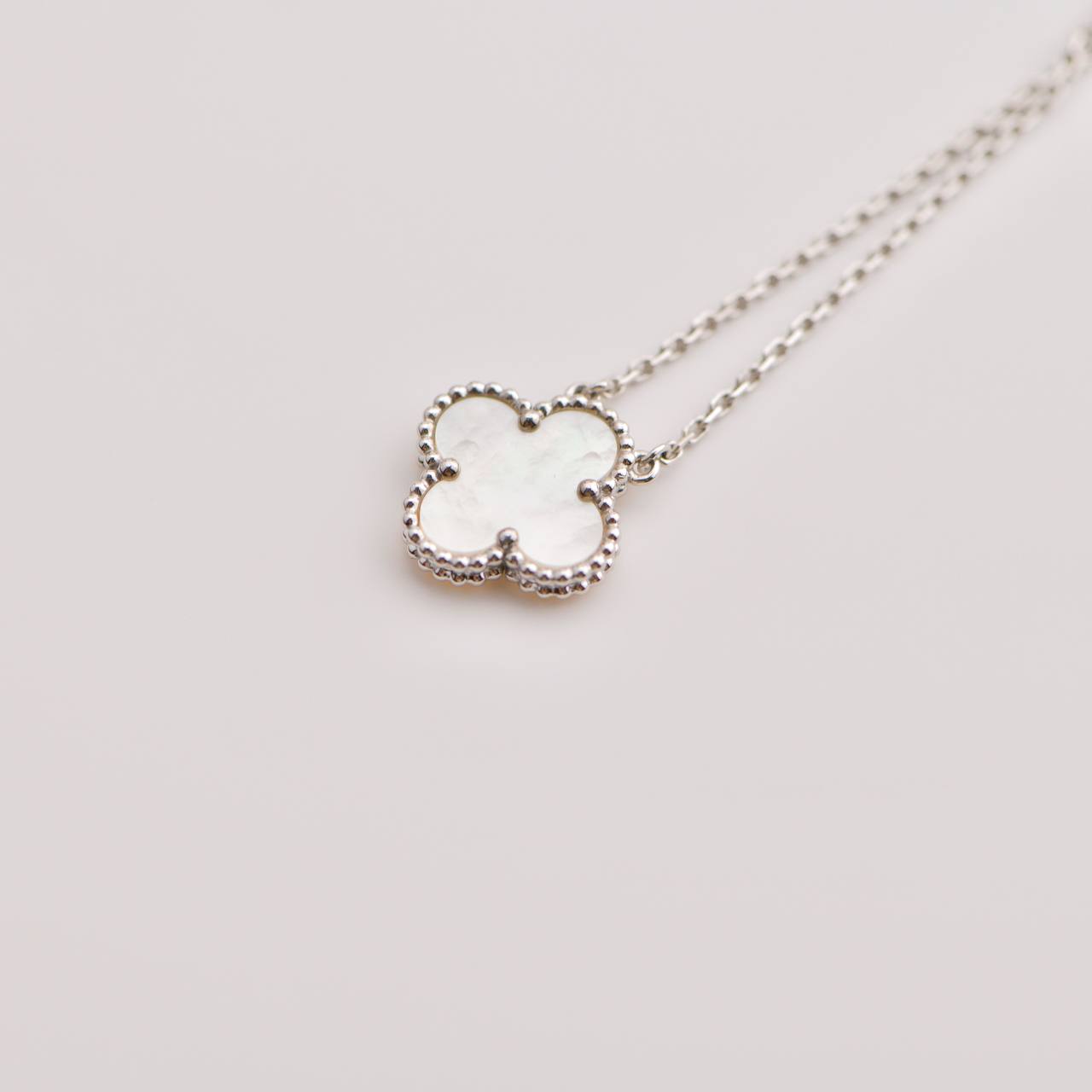 Van cleef sale necklace white