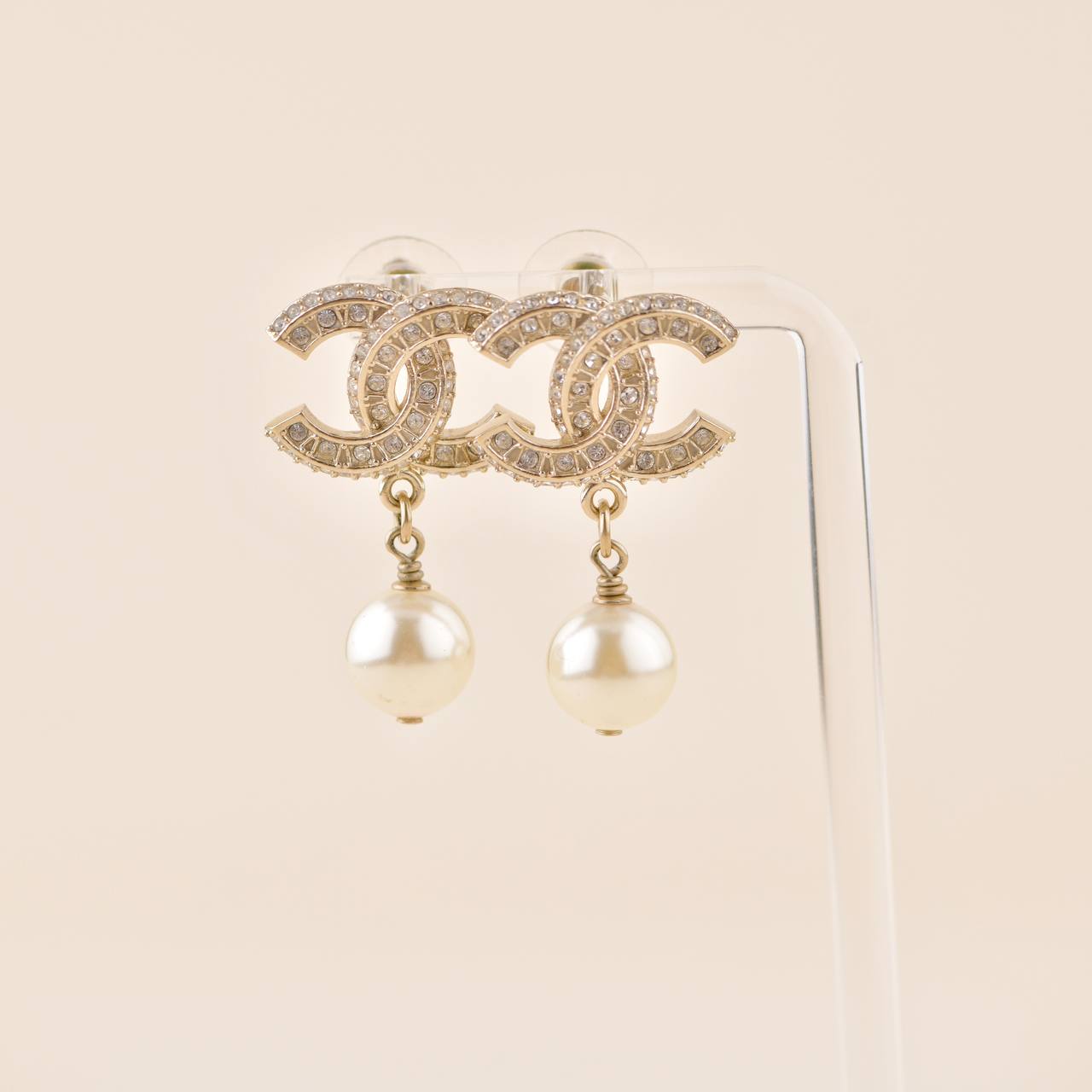 Chanel diamond clearance drop earrings