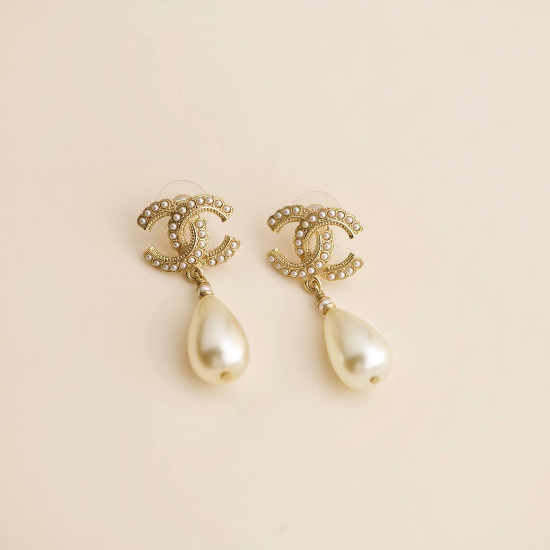 Chanel CC Drop Gold Metal Pearl Earrings