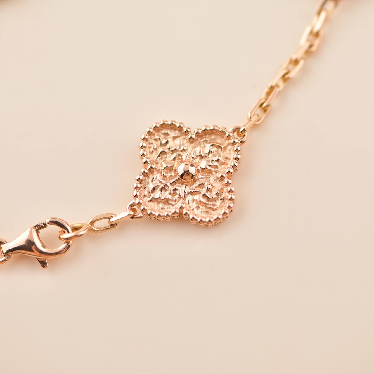 Van cleef rose hot sale gold bracelet