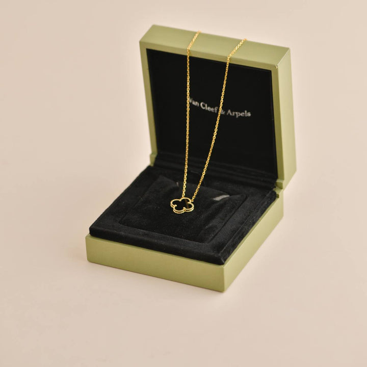 Van Cleef & Arpels Vintage Alhambra Onyx Yellow Gold Pendant Necklace