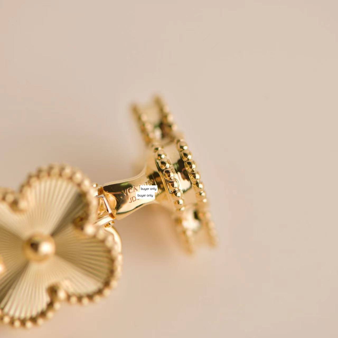 国内発送【VanCleef&Arpels】Vintage Alhambra ギヨシェ リング Van Cleef & Arpels Vintage Alhambra Guilloché 18K yellow
