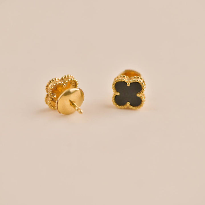 Van Cleef sweet  onyx earring second hand