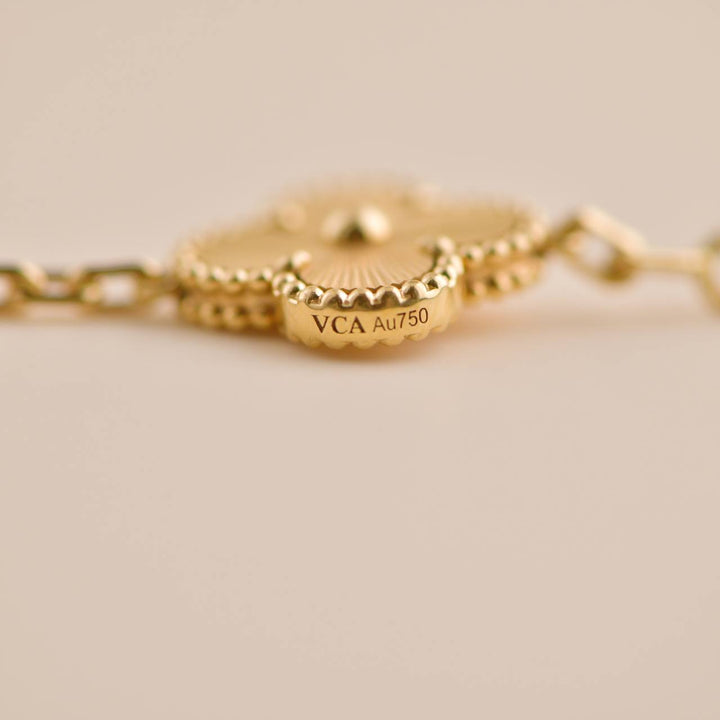 Van Cleef Guilloché Bracelet second hand