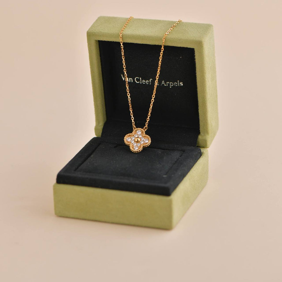 Van Cleef diamond pendant necklace