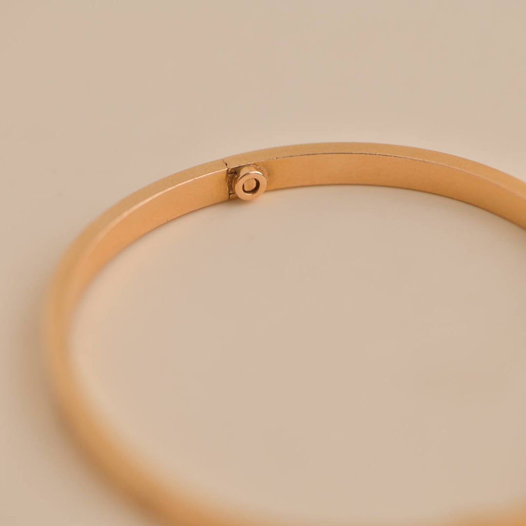 preowned cartier love bracelet