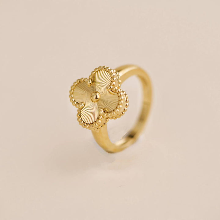 Van Cleef & Arpels  Yellow Gold Ring Size 54