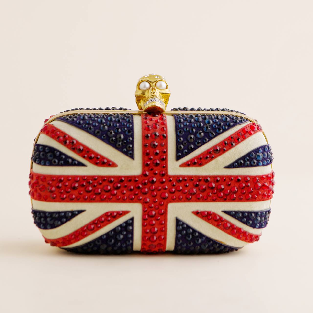 alexander McQUEEN ユニオンジャック スカル クラッチバッグ Alexander McQueen Crystal Union Jack Skull Clutch Bag – Dandelion