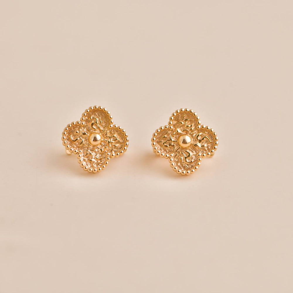 Van Cleef & Arpels  Alhambra hammered gold 18K Earrings 