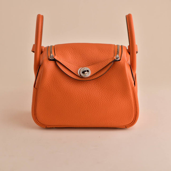 Second Hand Hermès Mini Lindy 20 Orange Clemence Leather Palladium Hardware