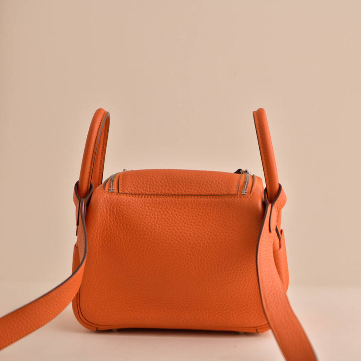 Pre-owned Hermès Mini Lindy 20 Orange Clemence Leather Bag