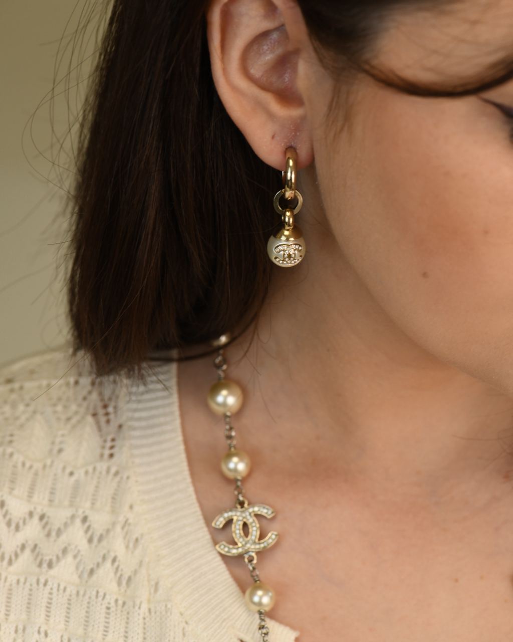 chanel cc earring