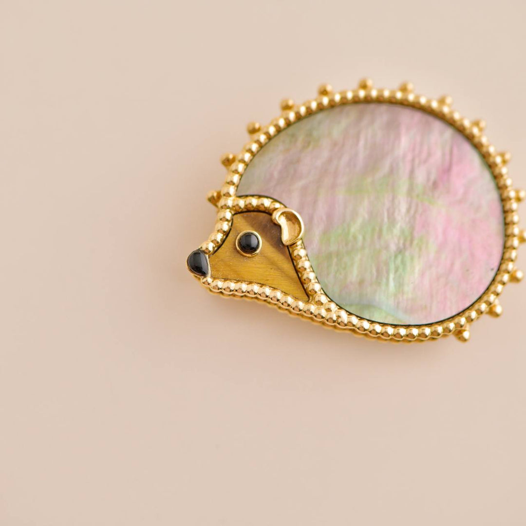 Second Hand Van Cleef Lucky Animals Hedgehog Mother-of-Pearl Onyx Tiger Eye Yellow Gold Clip Brooch