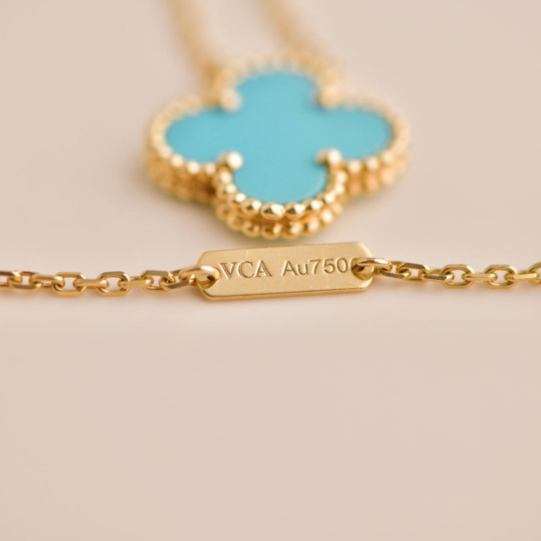 Authentic pre-owned Van Cleef & Arpels Vintage Alhambra Turquoise Yellow Gold Pendant Necklace, classic design