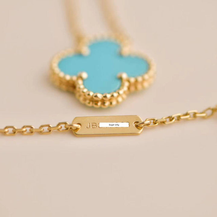 Pre-owned Van Cleef & Arpels Vintage Alhambra Turquoise Yellow Gold Pendant Necklace with elegant turquoise inlay