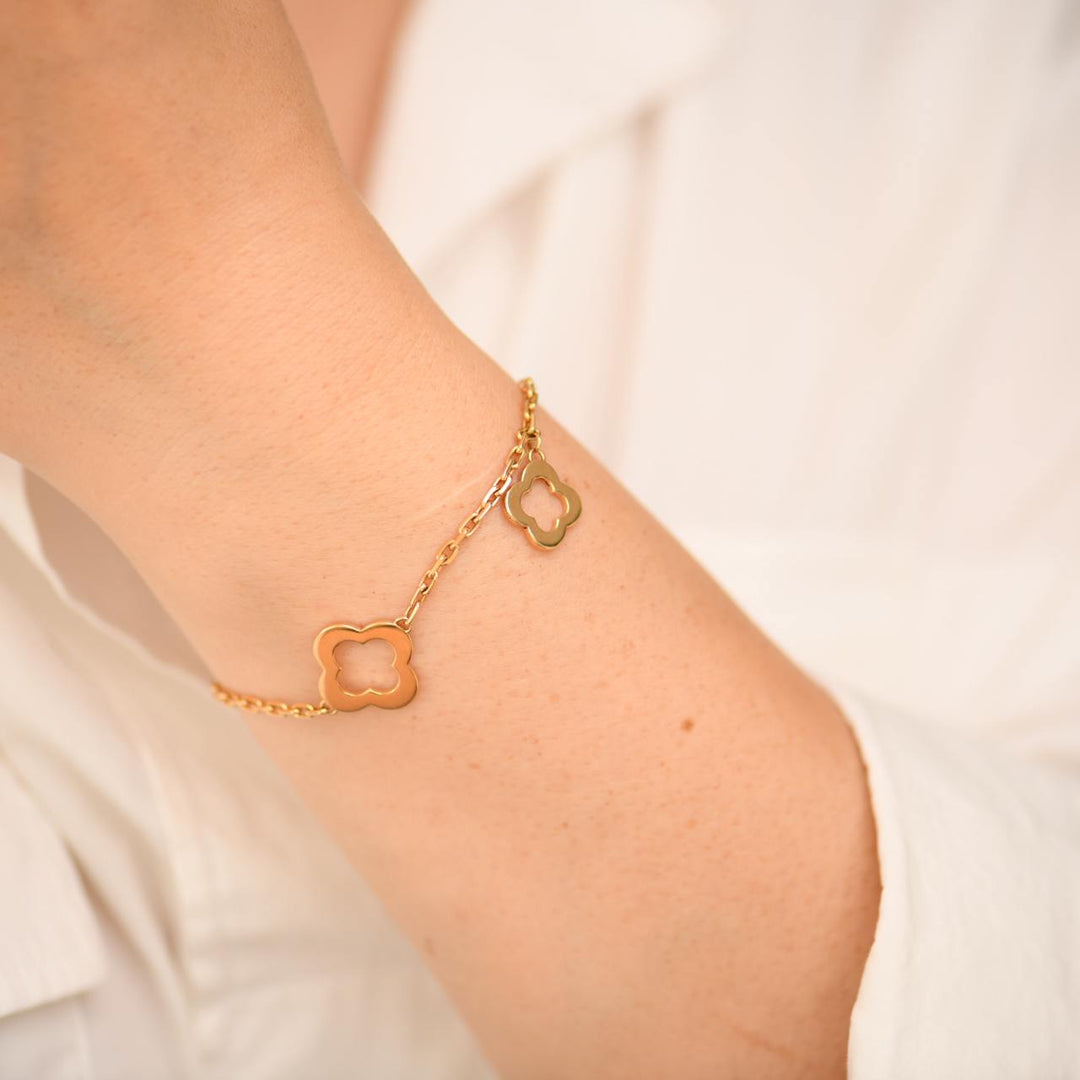 Preloved VCA Byzantine Alhambra 18K Yellow Gold Bracelet