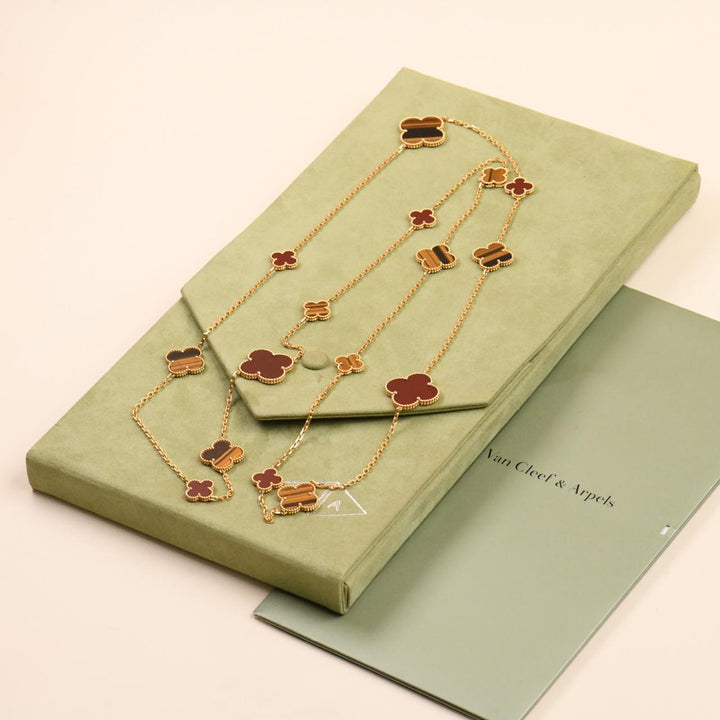 van cleef magic necklace