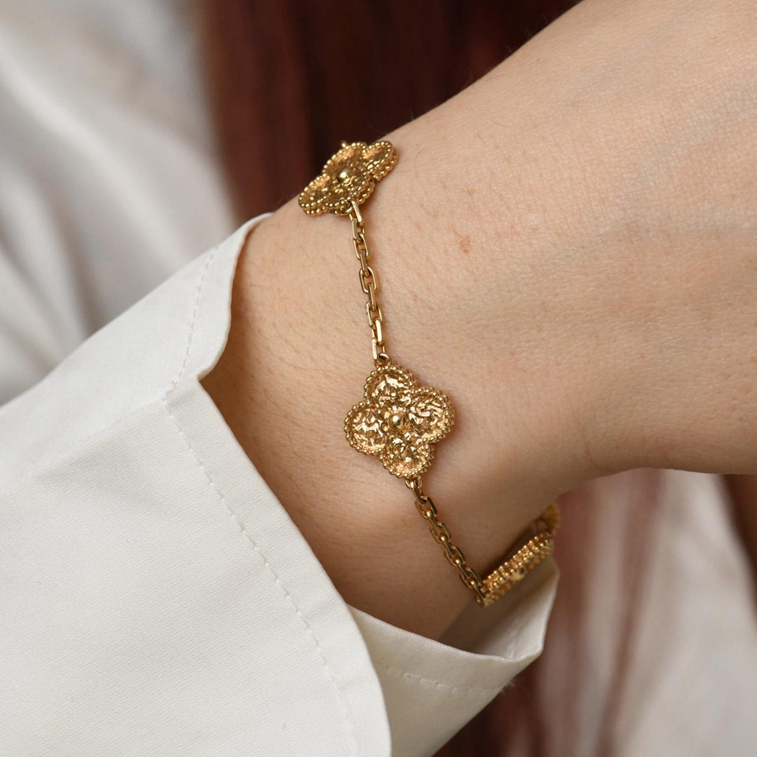 Preloved Authentic Full Set VCA Vintage Alhambra 5 Motif Bracelet 18K Hammered Yellow Gold