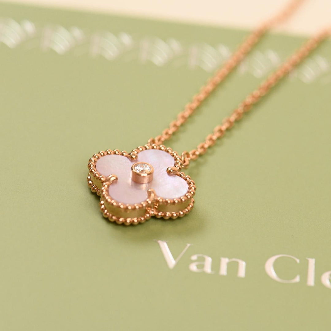 van cleef 2025 holiday pendant
