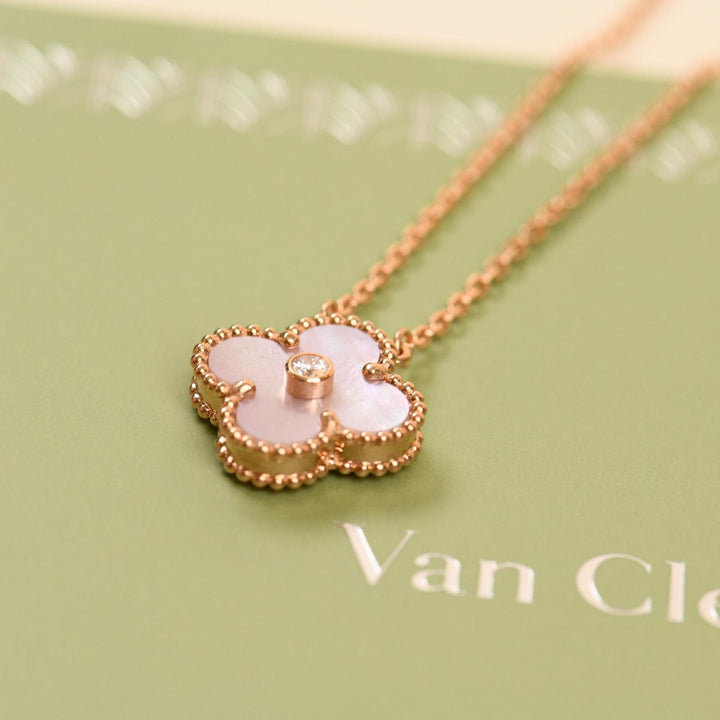 van cleef 2025 holiday pendant
