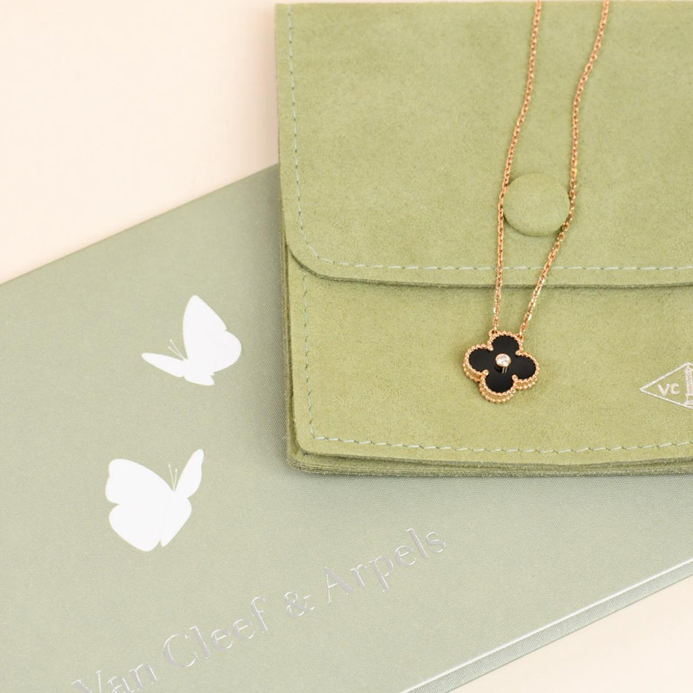 Second Hand Van Cleef & Arpels Vintage Alhambra Onyx 18K Rose Gold 2016 Holiday Pendant Necklace