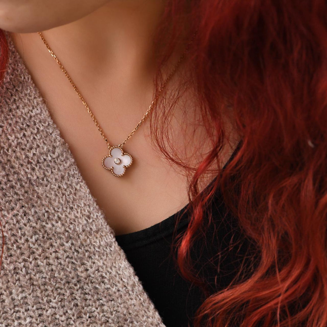 brand new van cleef 2025 holiday pendant 