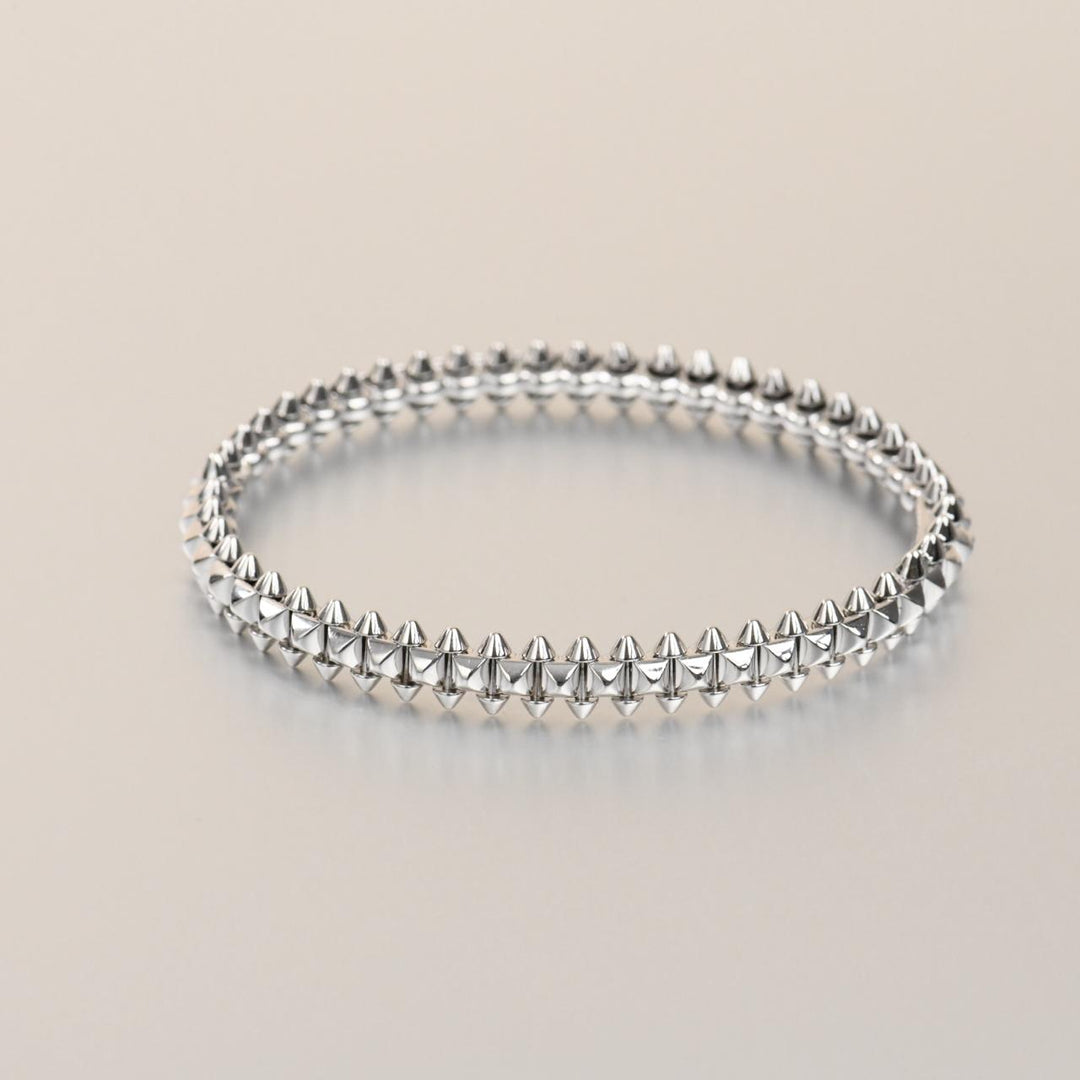 Cartier Clash Bracelet Medium Model 18K White Gold Size 18