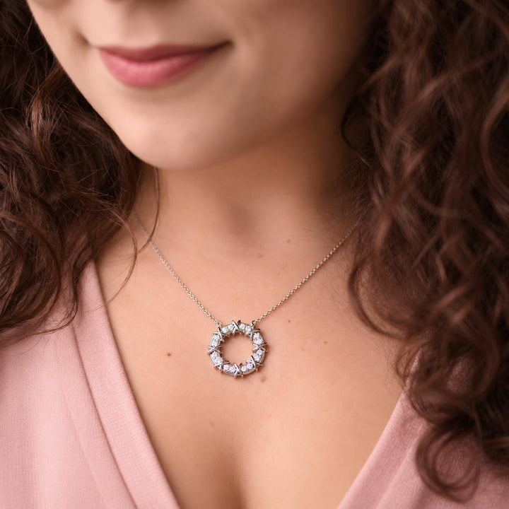 Preowned Tiffany Diamond Sixteen Stone Circle Pendant Necklace