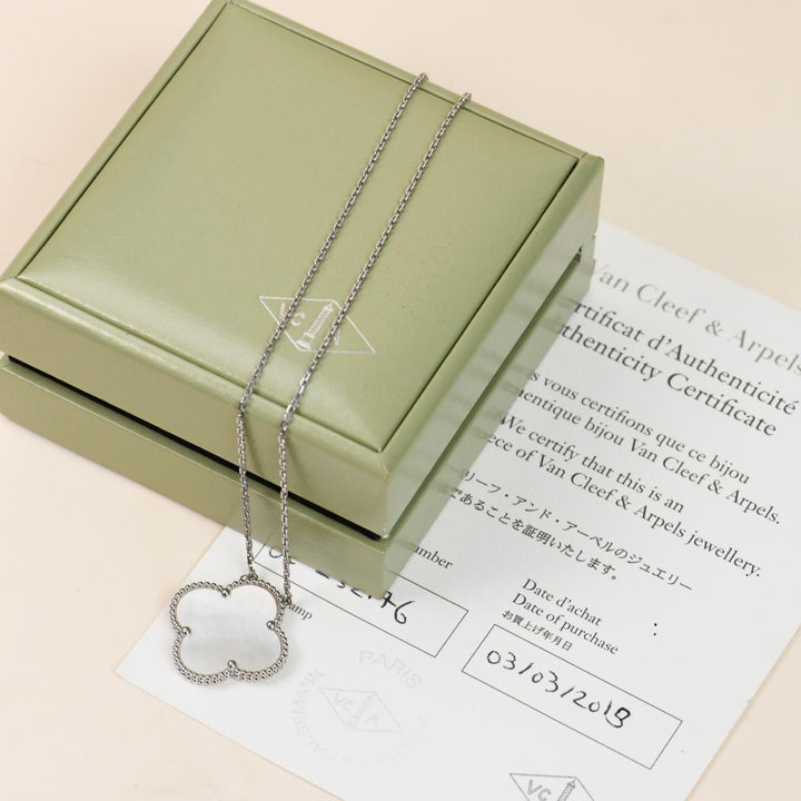 Preloved Authentic Van Cleef & Arpels Magic Alhambra Mother of Pearl Pendant Necklace