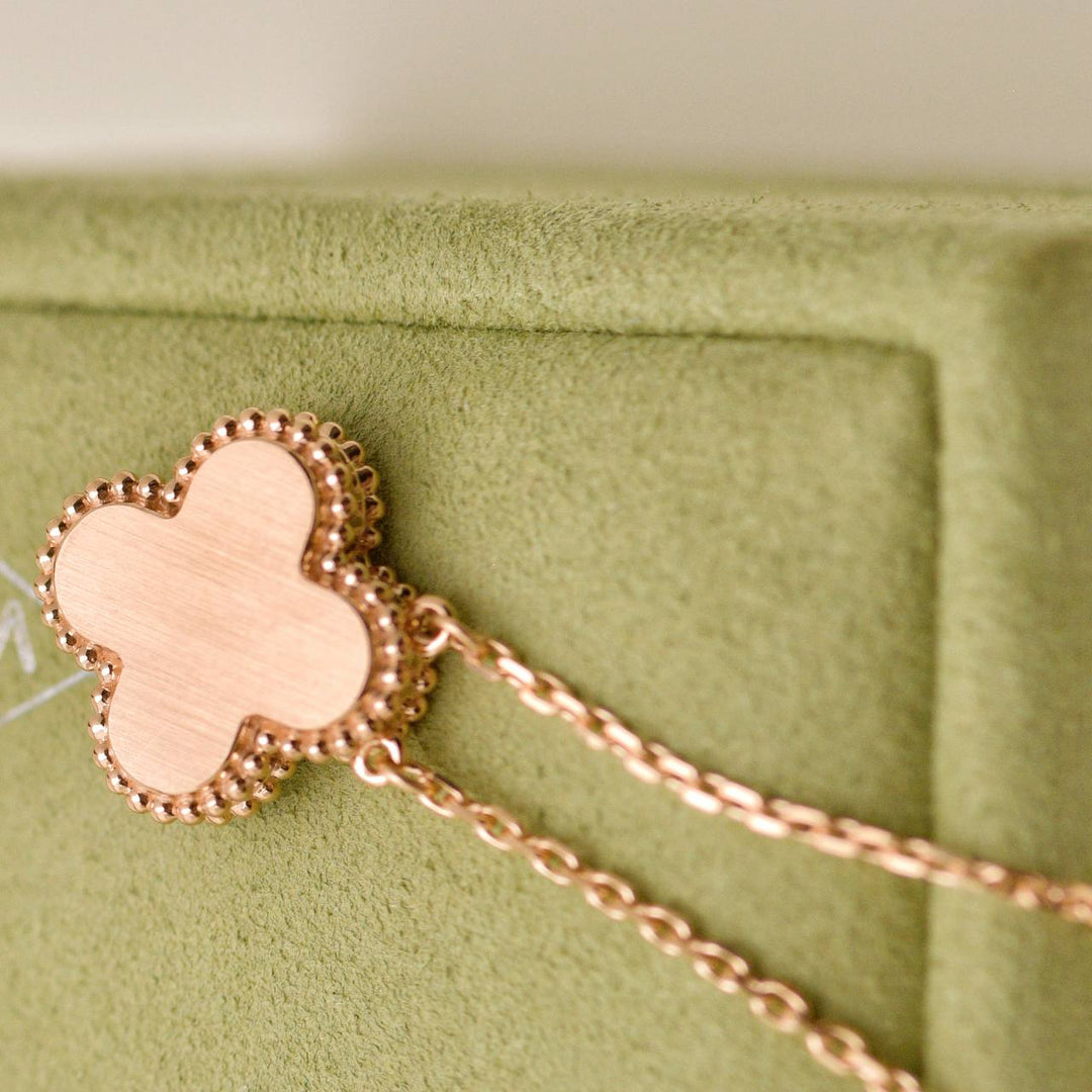 Van Cleef & Arpels 2025 Holiday Pendant Pink Mother of Pearl 18K Rose Gold