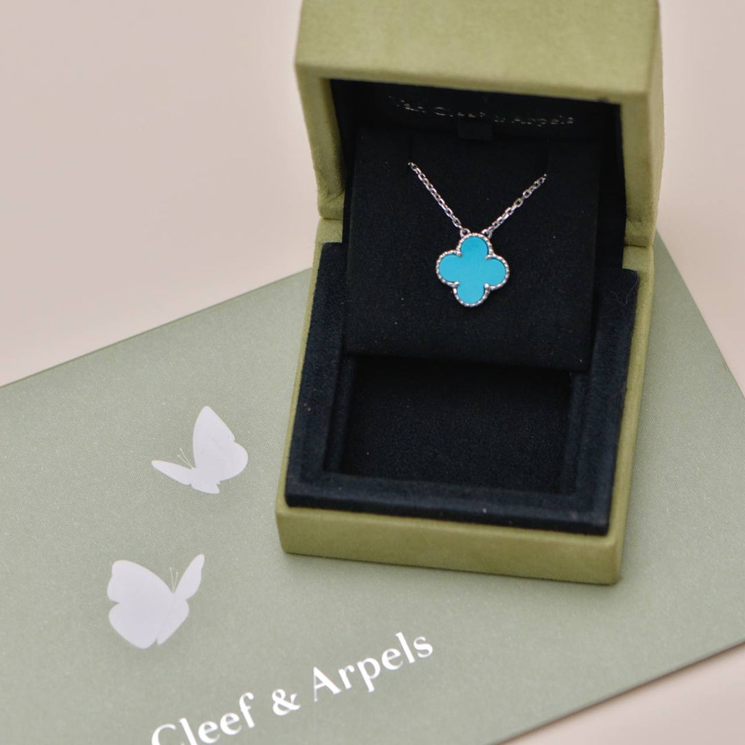 Second Hand Authentic Full set Van Cleef & Arpels Vintage Alhambra Turquoise 18K White Gold Necklace