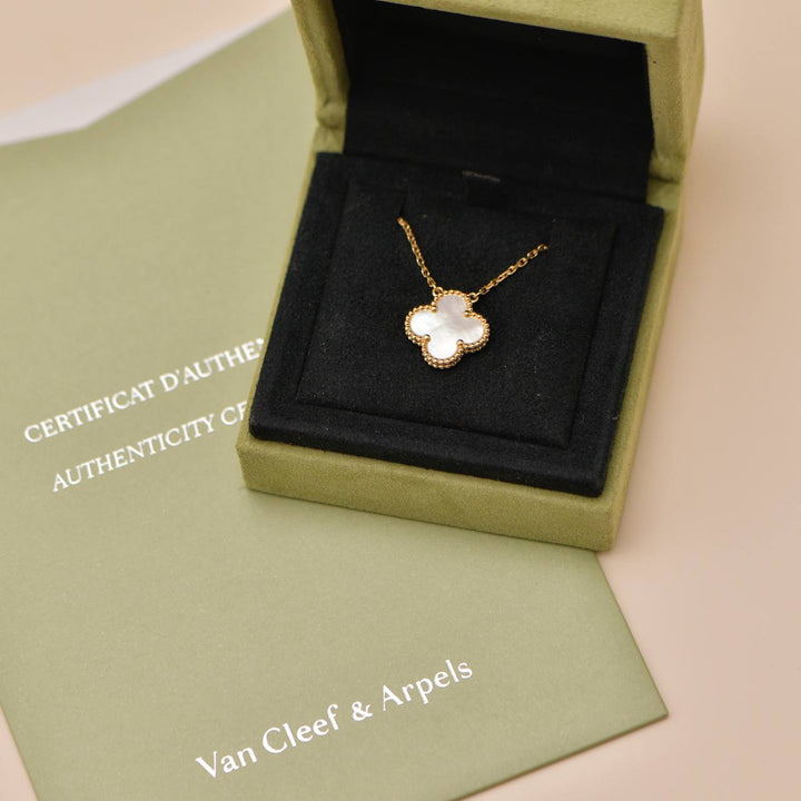 Authentic Preloved Full set Van Cleef & Arpels Vintage Alhambra Mother of pearl Necklace 18K Yellow Gold