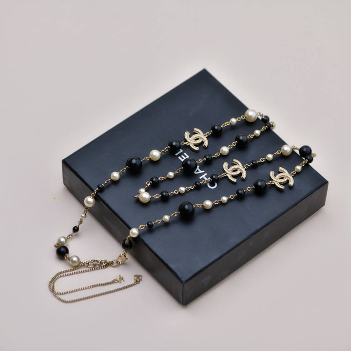 Preowned Authentic Chanel CC Faux Pearl & Black Beads Baroque Sautoir Necklace