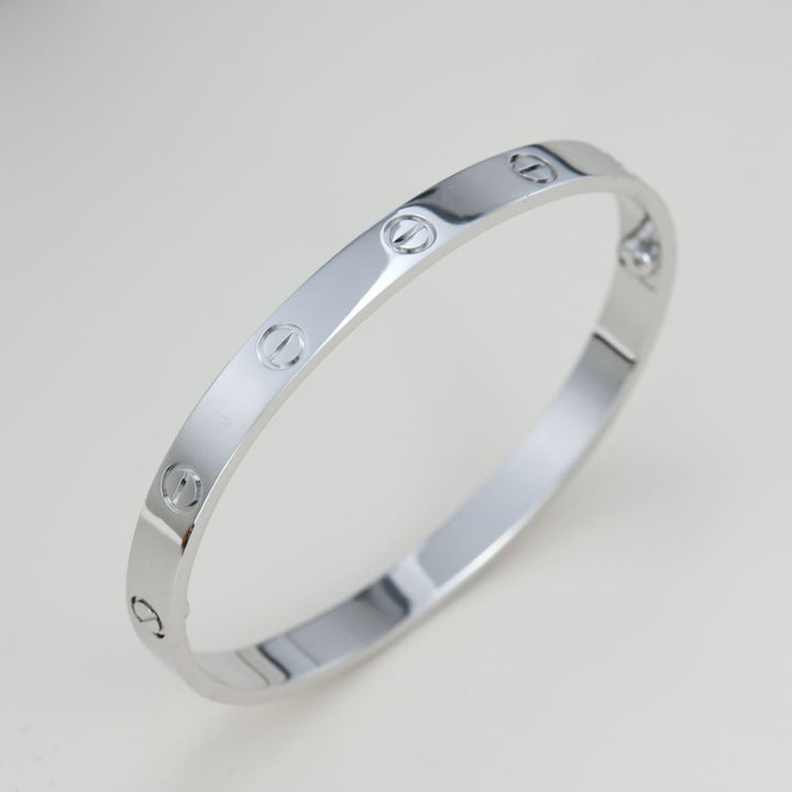 Cartier Love Bracelet 18K White Gold Size 18